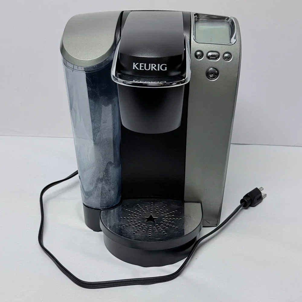 Keurig B70 Platinum Single Serve K-Cup Coffee Maker Black Silver LCD Display